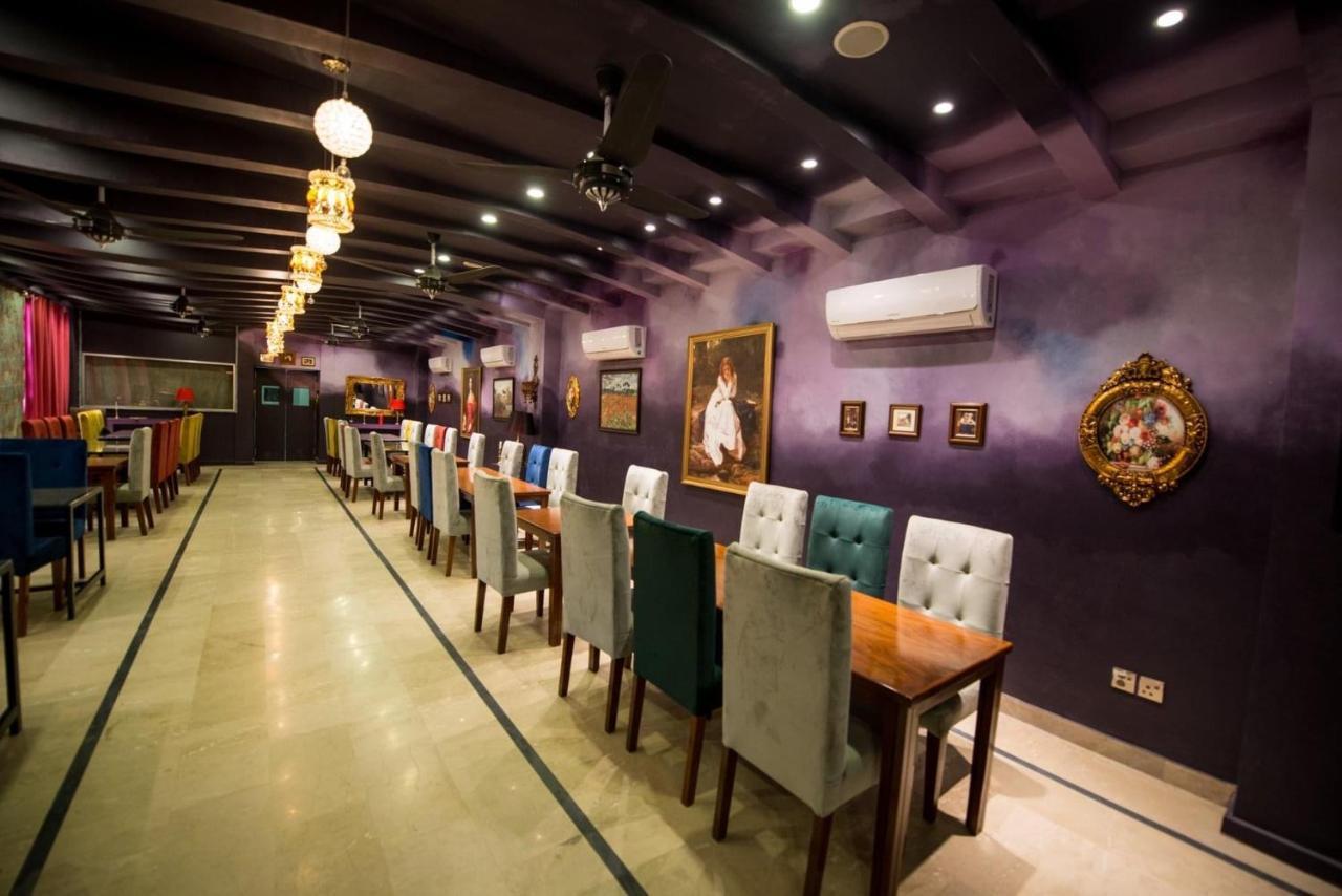 Hotel Holiday Lahore Extérieur photo