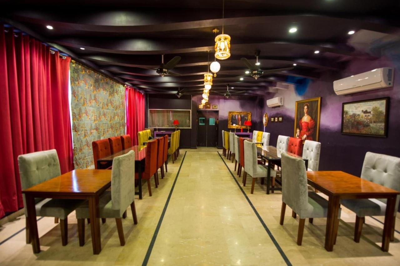 Hotel Holiday Lahore Extérieur photo